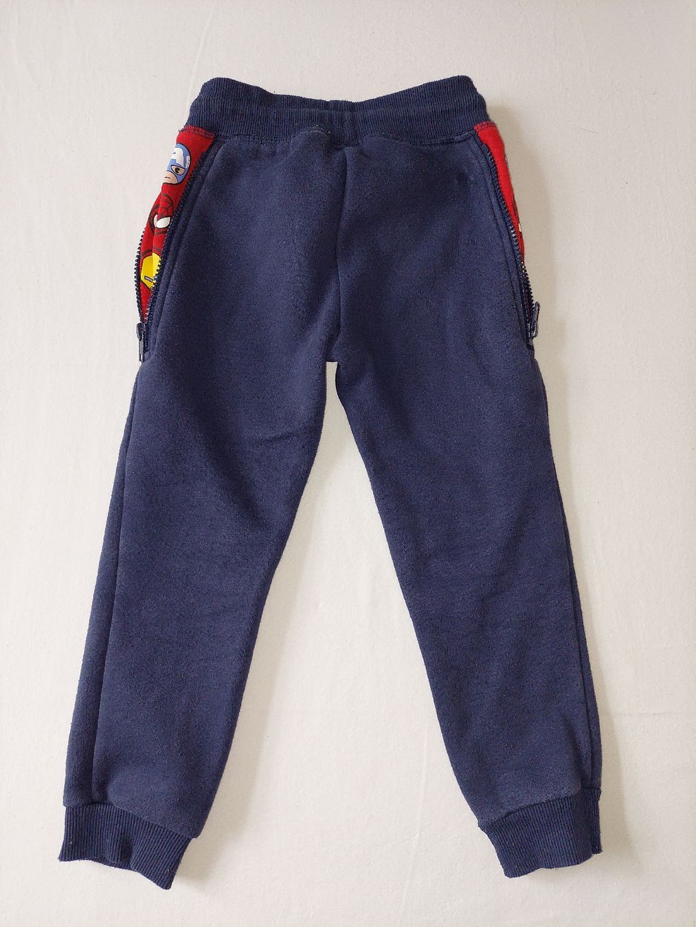 Pantaloni: Trainerhose dunkelblau von Spiderman – Usato da Rudolfingen venduto da T.Mueller 1