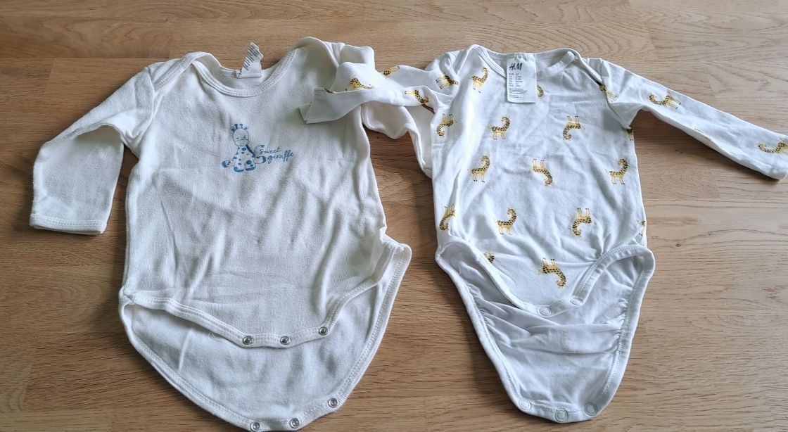 Biancheria intima: 2 Langarm Bodys Grösse 62/68 – Usato da Bergdietikon venduto da Staphylococcus
