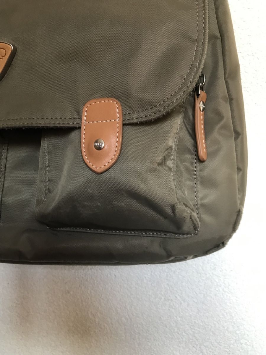 Autres vêtements & accessoires: Sac bandoulière Jump kaki – D'occasion à Grimisuat par eliseba88 2
