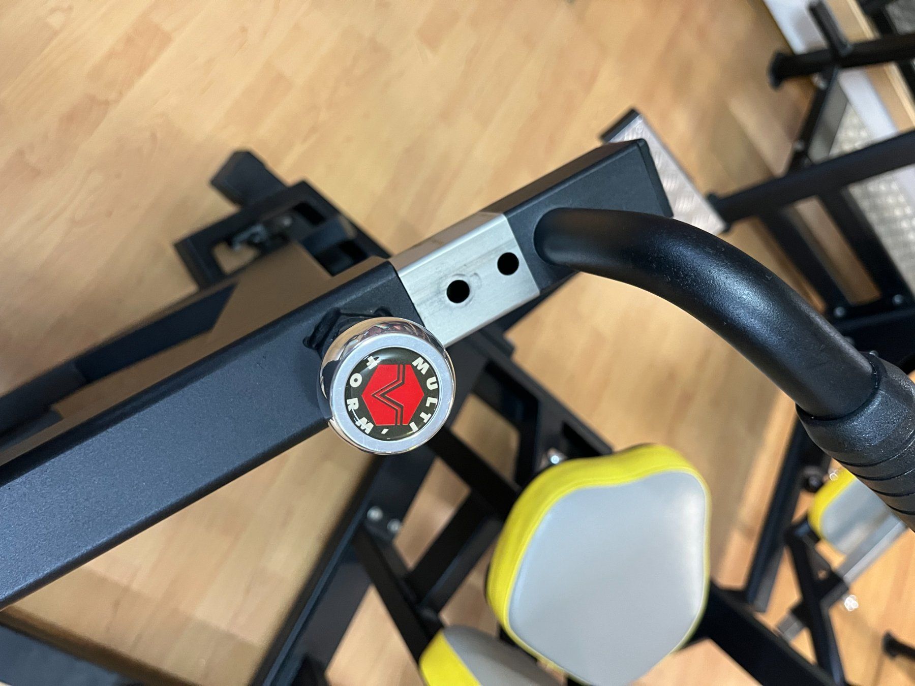 Hometrainer: Machine pectoraux - Développé assis Multiform – Usato da Sion venduto da con_qw2h 3