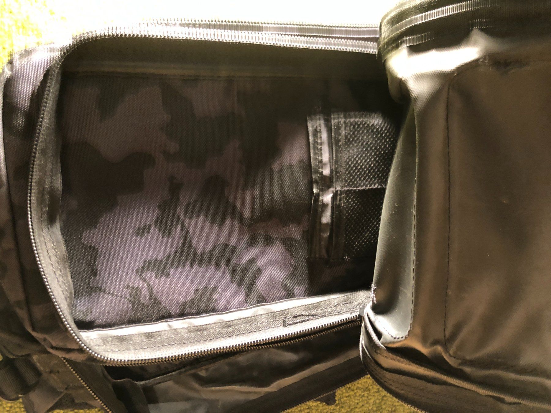 Zaini: Tactical grey camo backpack. – Usato da Saignelégier venduto da Dubois_Vintage 5