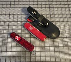 Victorinox Sackmesser Schwarz, Rot & Transparent