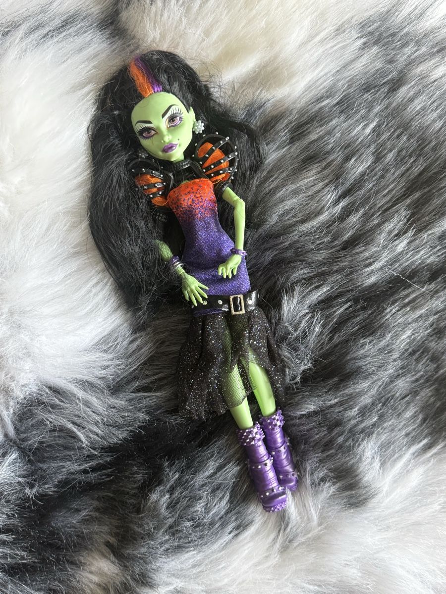 Puppen: MONSTER HIGH - CASTA FIERCE – Gebraucht aus La Tour-de-Peilz von Doriane.sch