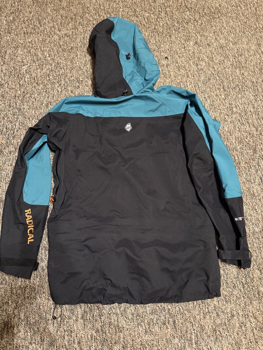 Giacche: High Point Radical Ski Jacket - Size L - Great Condition! – Nuovo (secondo la descrizione) da Grindelwald venduto da Mich.zavod 6