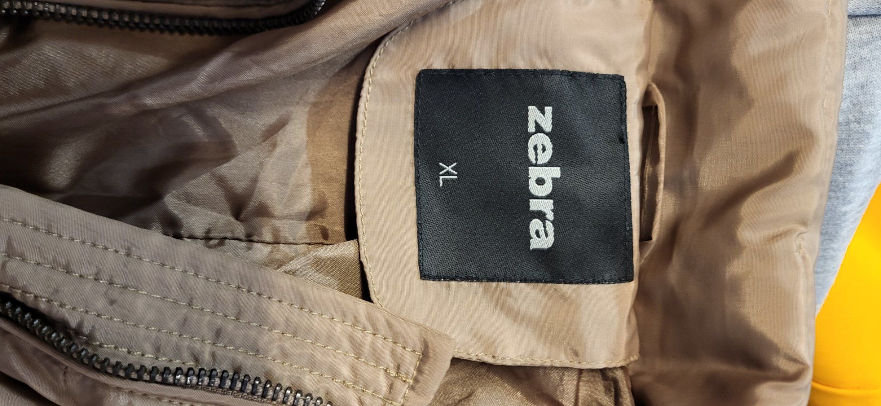 Zebra Jacken: ZEBRA XL DAMEN  WINTERJACKE XL – Gebraucht aus LUZERN von picci01 3