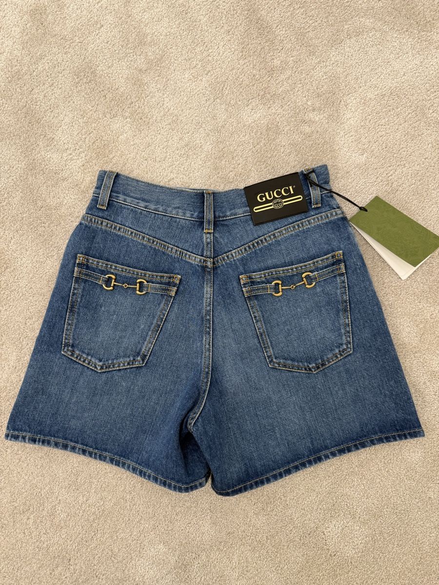 Gucci Jeans: Gucci shorts new – Nuovo e nell'imballaggio originale da Paradiso venduto da apf_mh9c 1