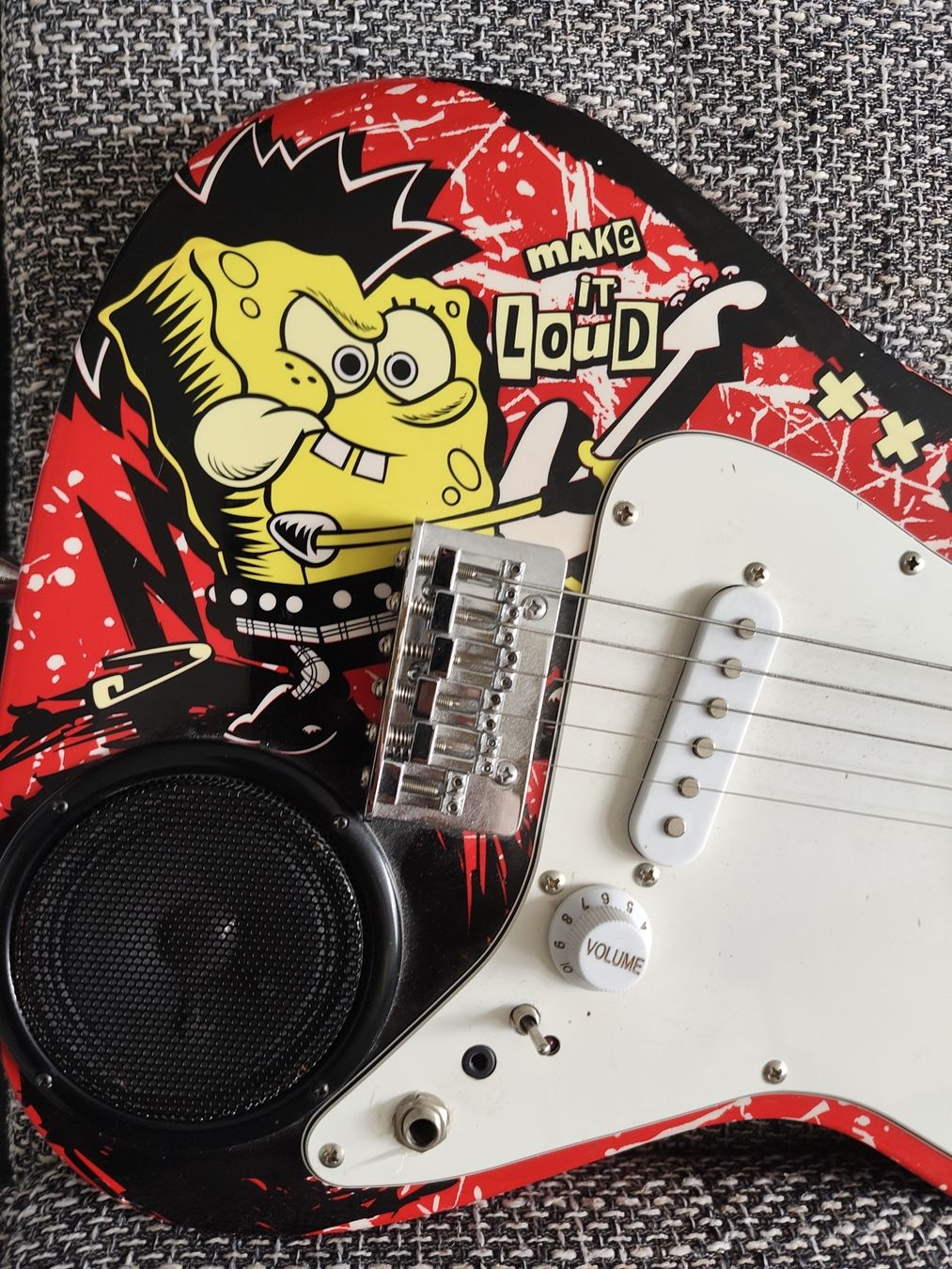 Musikinstrumente: E-Gitarre Spongebob Schwammkopf Design – Gebraucht aus Root von hei_v8g2 2