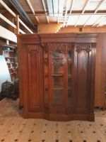 Antiker Schrank
