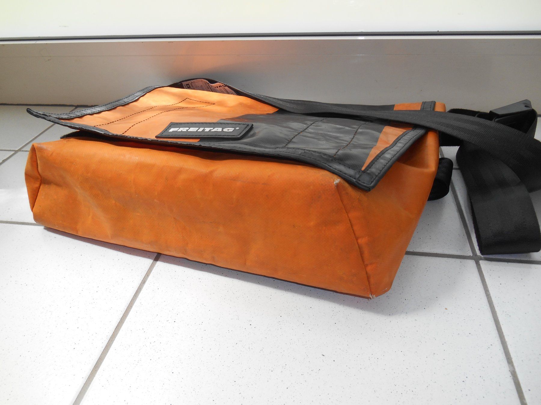 Freitag Borse: Freitag Tasche / Umhängetasche – Usato da Basel venduto da Birs868 6