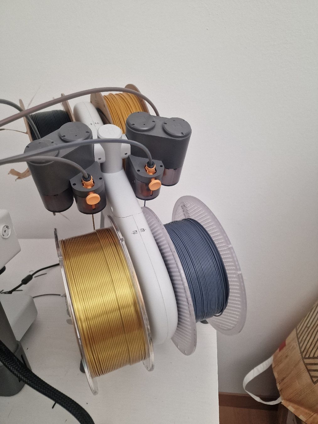 Bambu Lab Stampanti 3D: Bambu Lab A1 3D Drucker mit 1172 Stunden gedruckt – Usato da Menznau venduto da CS1.6 1