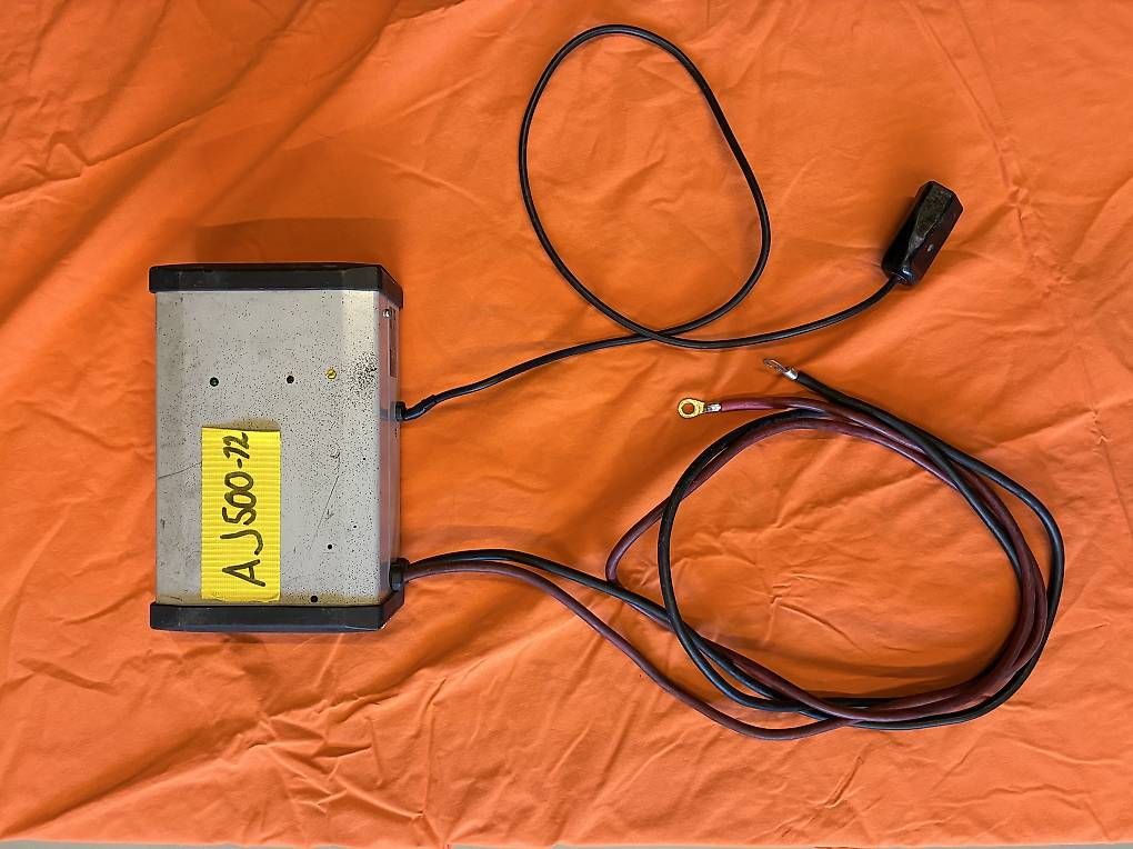 Inverter: Studer Wechselrichter 12V AJ500-12 – Usato da Visperterminen venduto da Husqvarna1