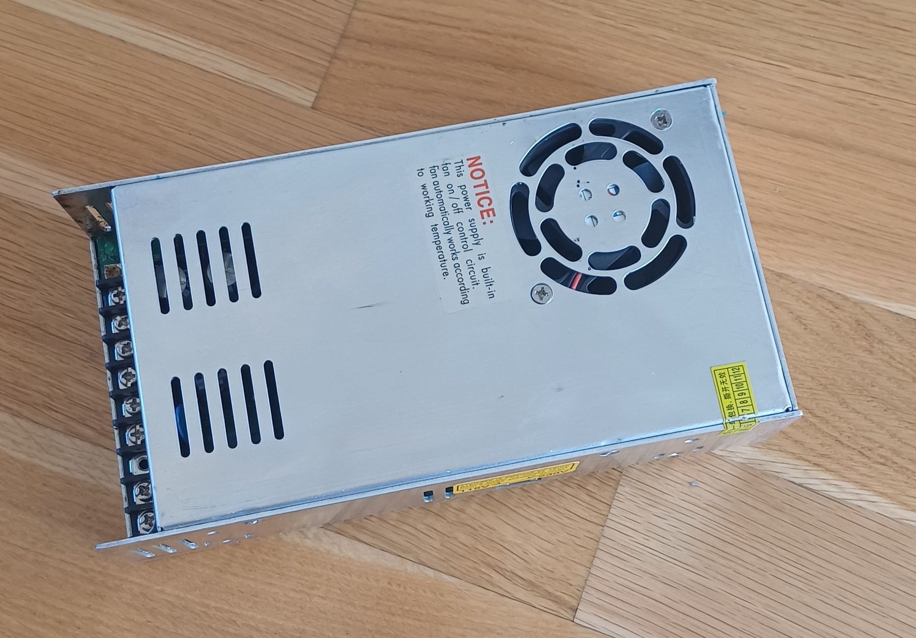 Ladegeräte: Schaltnetzteil 230V auf 24V/14.6A – Gebraucht aus Pfeffikon LU von SY-YoLo 2