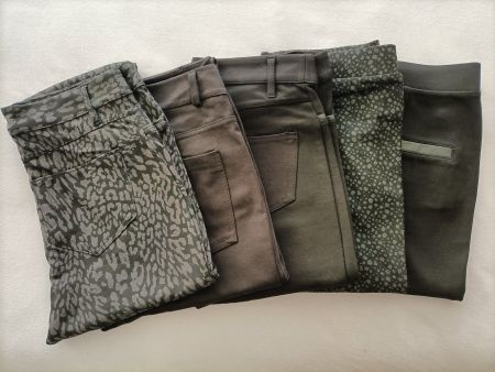 Kleiderpaket mit 5 Leggings in Grösse S, NEU!