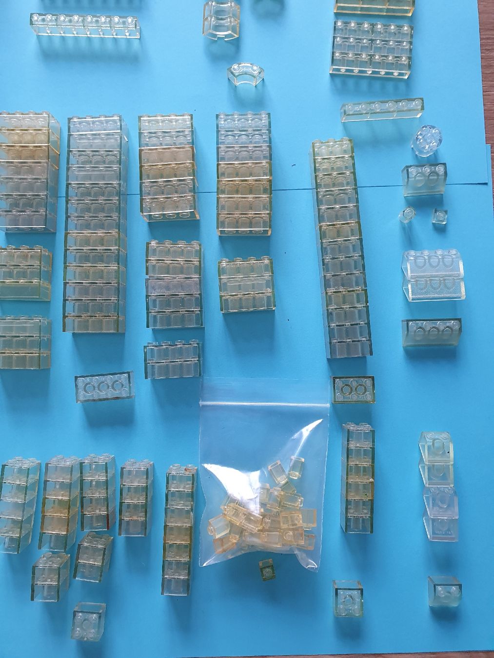 Lego Kit di costruzioni: PLUS DE 300 BRIQUES LEGO TRANSPARENTES – Usato da Biel/Bienne venduto da Hydrox1974 3