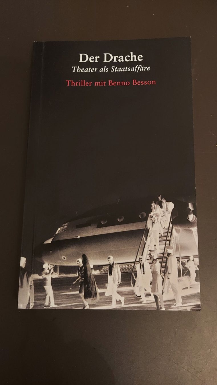Libri: Der Drache Theater als Staatsaffäre – Nuovo (secondo la descrizione) da Wettingen venduto da Egro2