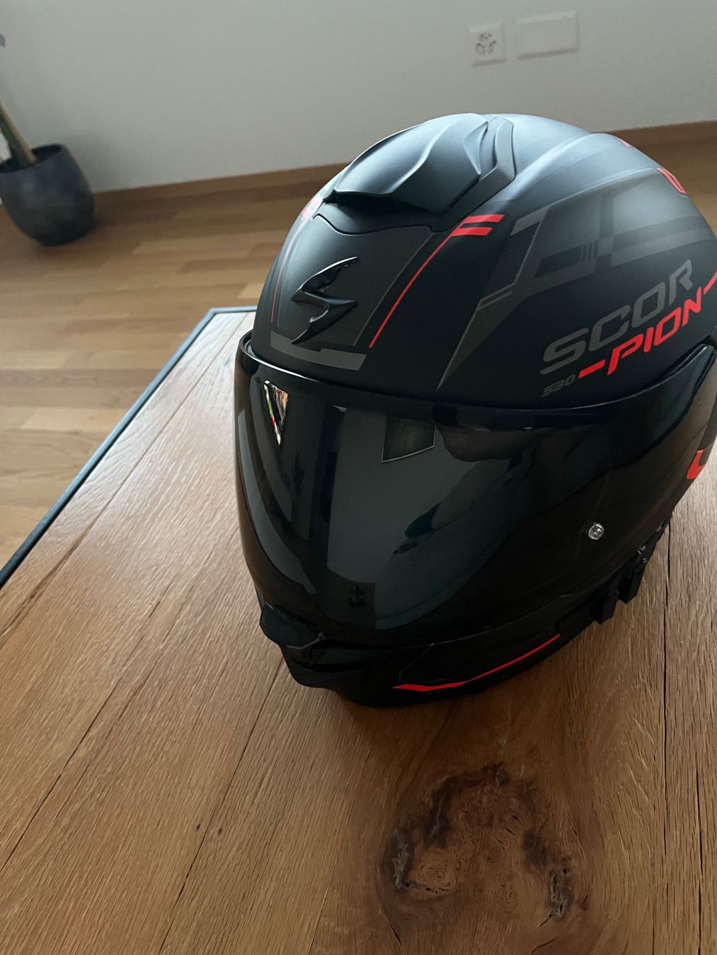Casques & visières: Scorpion EXO Helm – D'occasion à Altstätten SG par Rosaliii 2