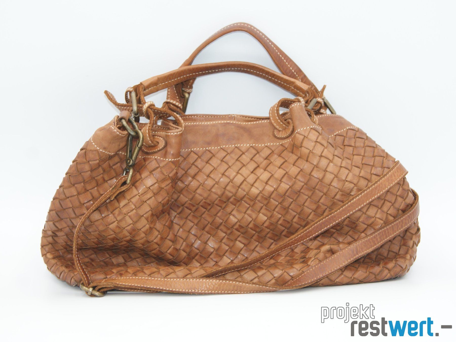 Sacs femmes: Cognac gewebte Lederhandtasche von CHICLEATHER – D'occasion à Bülach par restwert_buelach