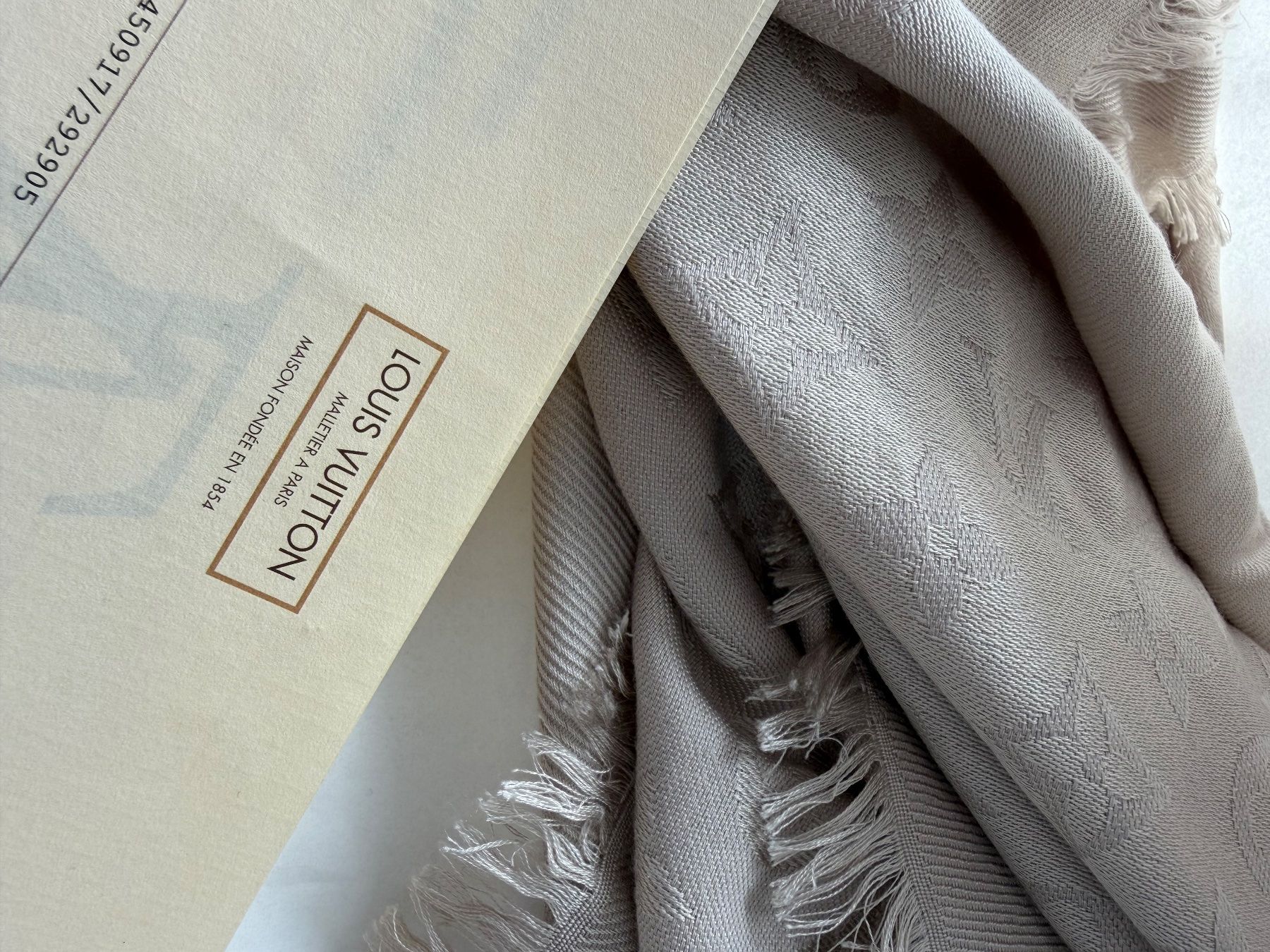 Foulards & écharpes: Louis Vuitton – D'occasion à Thalheim par Queen018 2