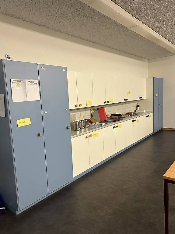 Armadi: Schrank 5 jährig – Usato da Stans venduto da Benzen 3
