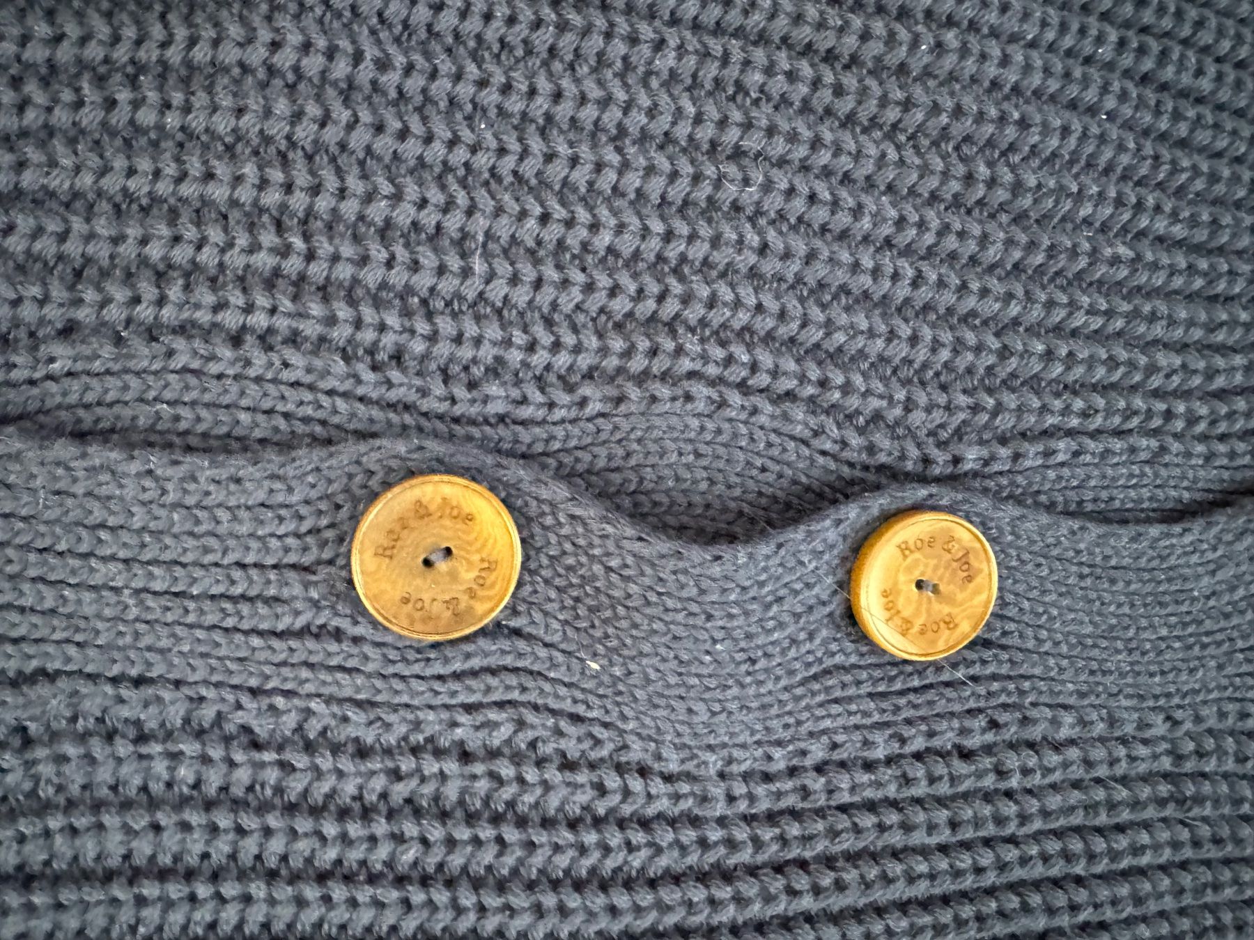 Maglioni & Felpe: Neu Roe&Joe Cardigan Gr. 8Y – Nuovo e nell'imballaggio originale da Balgach venduto da zreredein 2