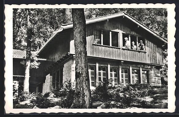 Cartes postales: Puidoux, Crêt Bérard, La Maison de la  – D'occasion à Berlin par bartko-reher