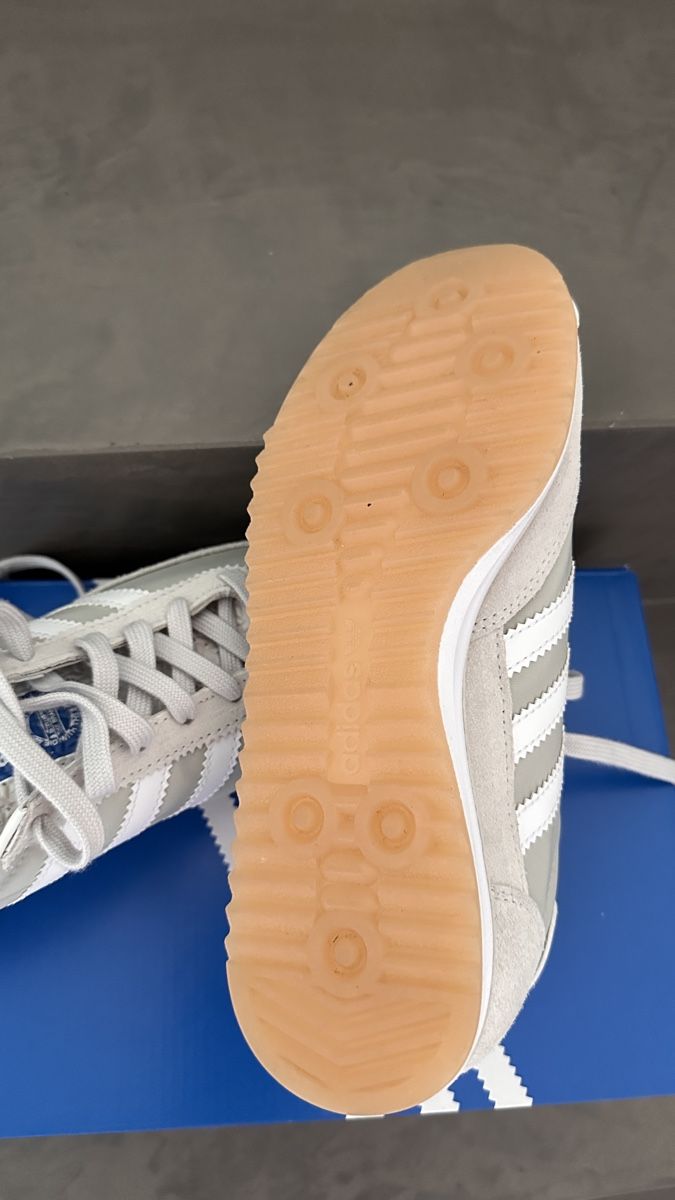 Adidas Scarpe da donna: Adidas SL72 – Nuovo (secondo la descrizione) da Riaz venduto da Yzabel 1