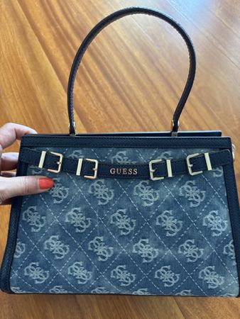 Guess Handtasche blau mit Logo neuer Zustand