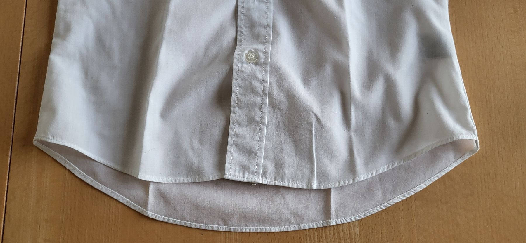Camicie, T-shirt & Polo: Hemd Gr. 8 ( 122/128 ) – Usato da Dürrenäsch venduto da DanaW01 2