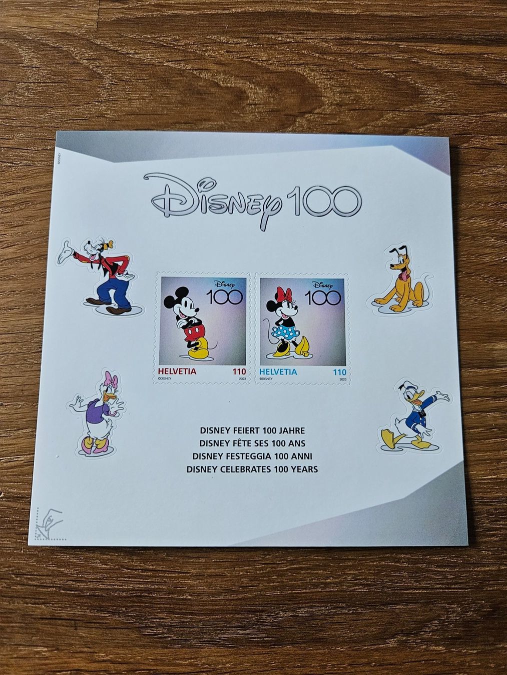 Tutti i francobolli: Sonderblock 100 Jahre Disney, Postfrisch – Usato da Rickenbach SO venduto da Bytebull