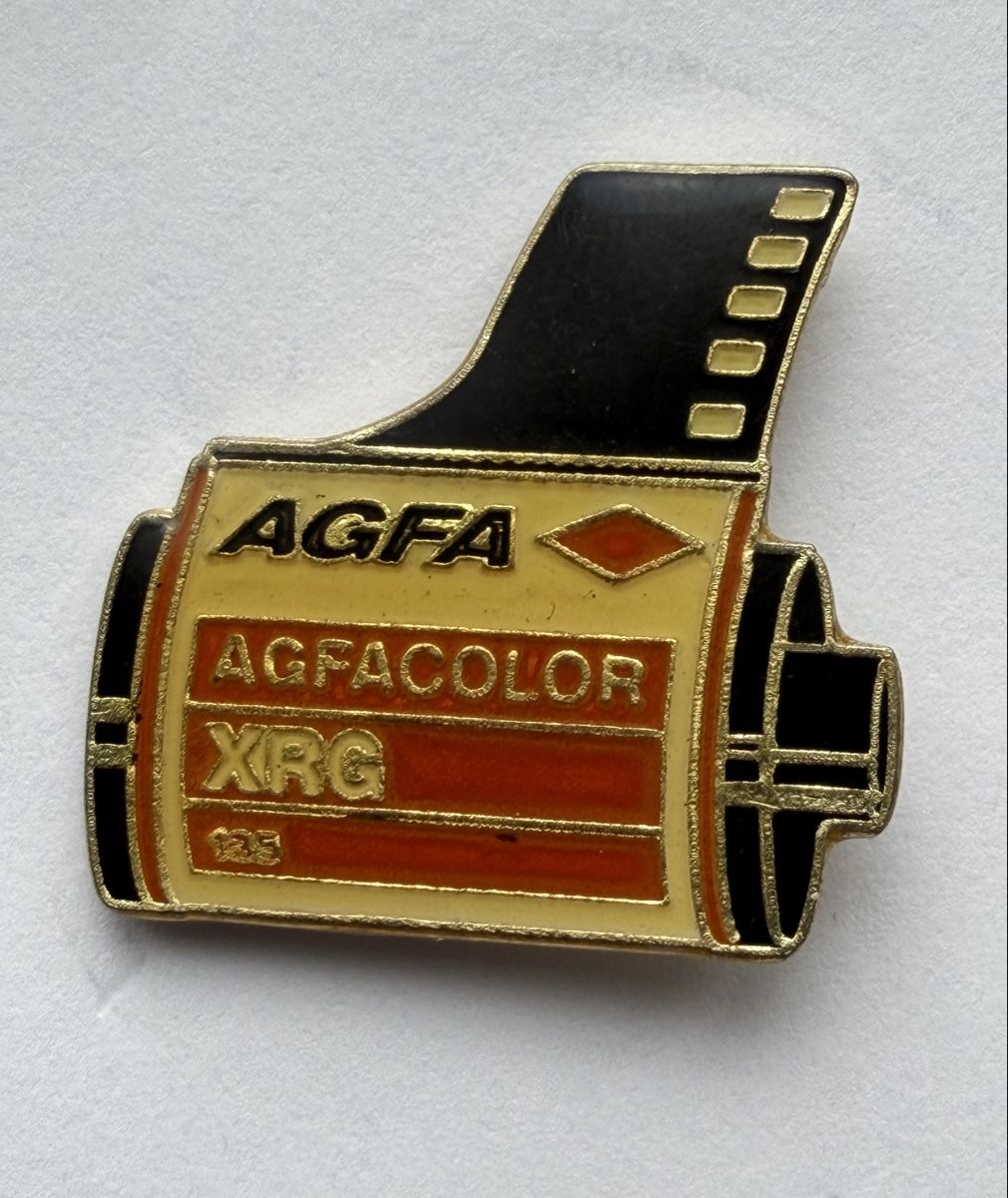 Plaketten & Abzeichen: AGFA Farbfilm XRG 125 Pin – Gebraucht aus Zürich von Kue_Zuerich
