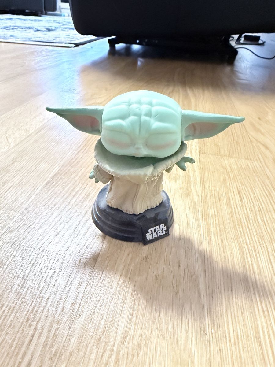 Statuette: Starwars Yoda Figur – Nuovo (secondo la descrizione) da Kilchberg ZH venduto da Arman16