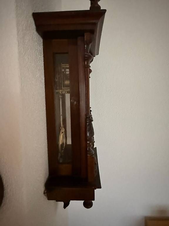 Stand- & Wanduhren: Echtholz Wanduhr – Defekt aus Selzach von Olive8 1