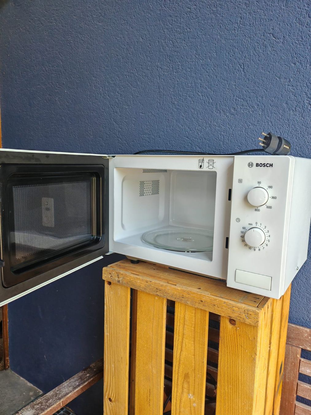Bosch Elettrodomestici da cucina: Mikrowelle von Bosch – Usato da Starrkirch-Wil venduto da markus.roschi 1