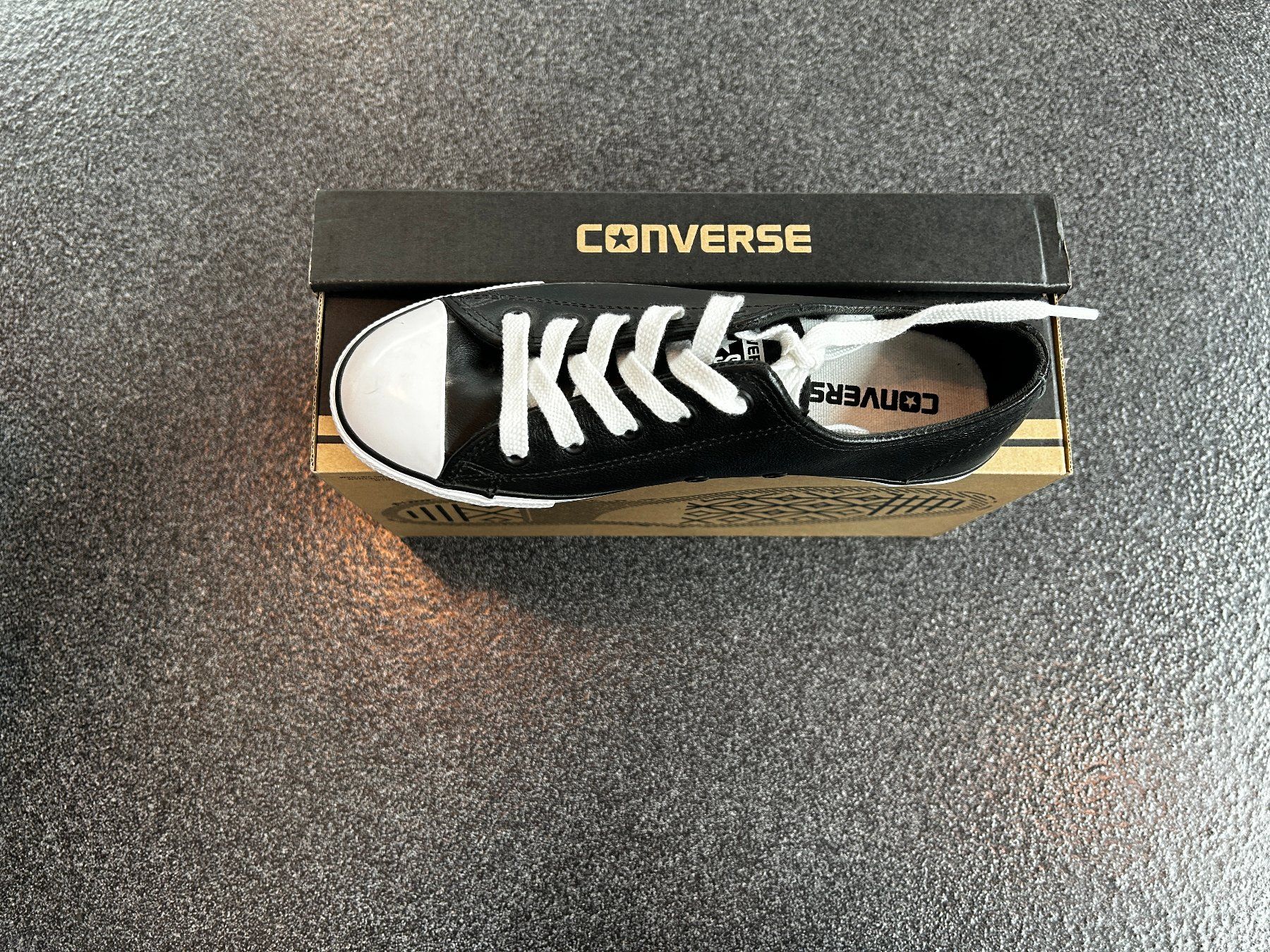 Converse Scarpe da donna: CONVERSE ALL STAR  BLACK  LEDER      Gr. 37 / 23cm – Nuovo e nell'imballaggio originale da Zürich venduto da LIQUIDATOR.CP 1