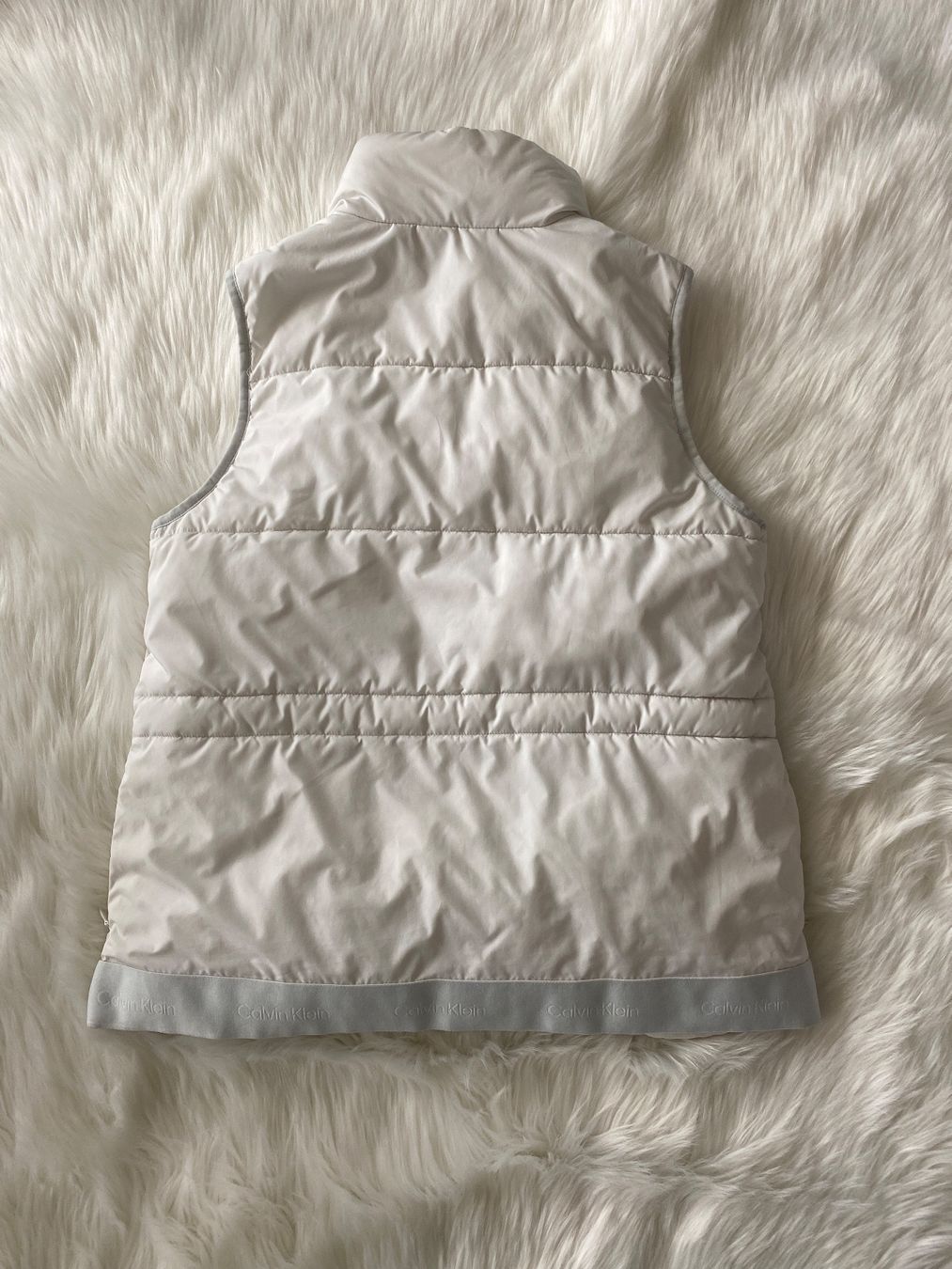 Calvin Klein Gilet & Giacche senza maniche: Weste Calvin Klein Beige M – Usato da Duebendorf venduto da Alexandertreyer 3