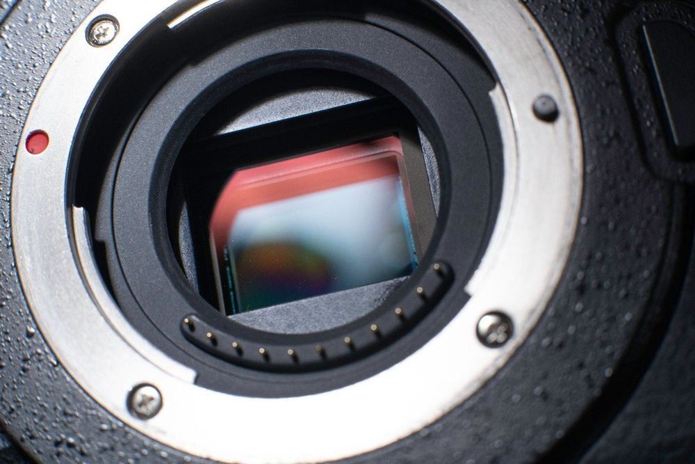 Panasonic Fotocamera: Lumix GH5 mit BG und Speedbooster – Usato da Lyss venduto da Prodified23 5