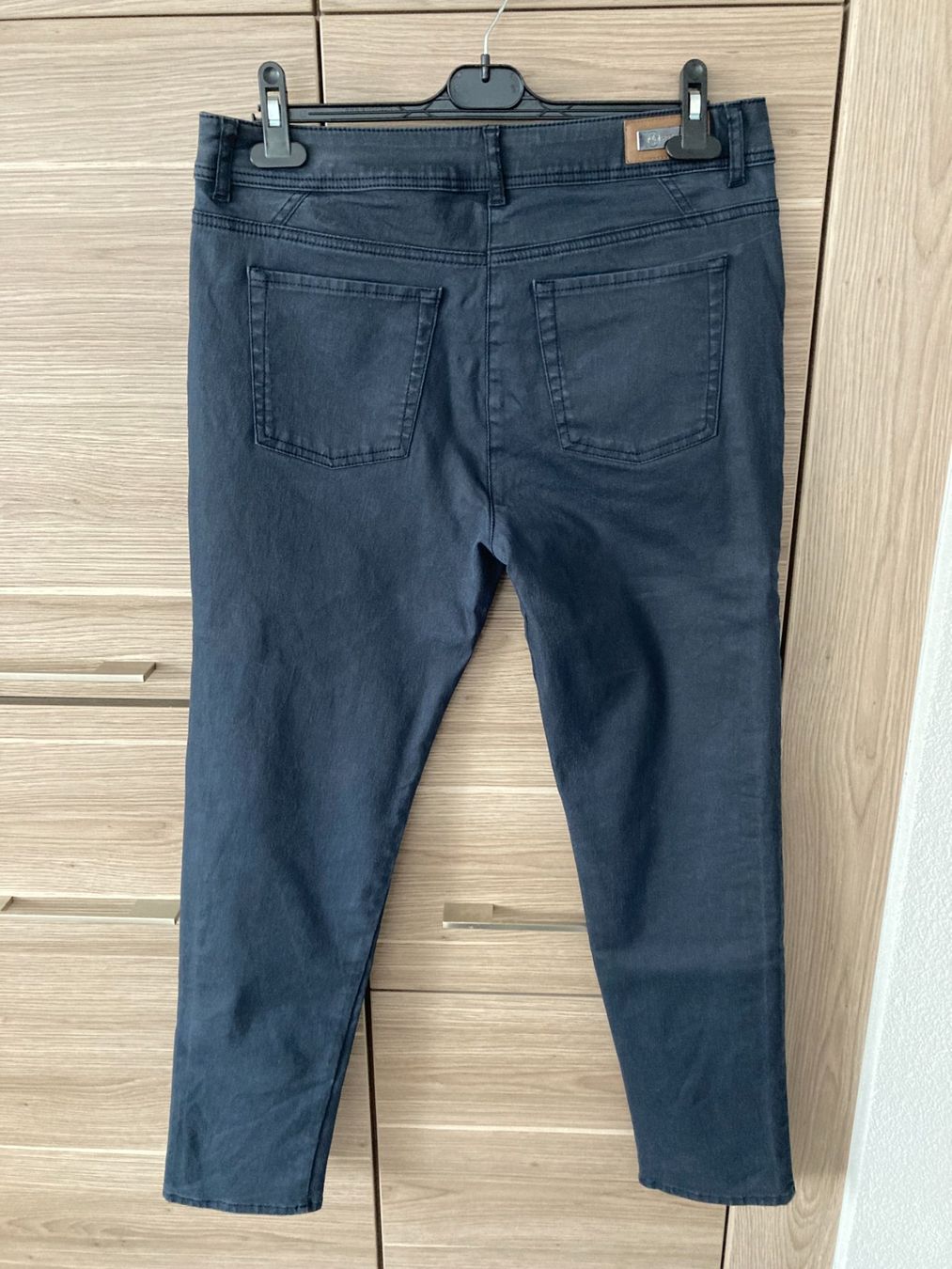 Pantalons: Pantalon aspect "ciré" bleu – D'occasion à Martigny par leb_56qt 2