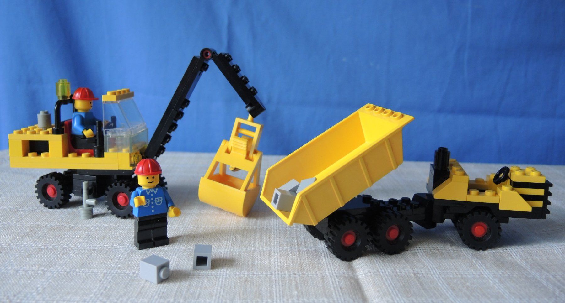 Lego Giocattoli: Pneumatic Crane  6678 + Construction Truck 6652 – Usato da Burgdorf venduto da ursla50 2