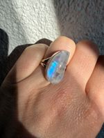 Silber Ring mit Regenbogen Mondstein 925
