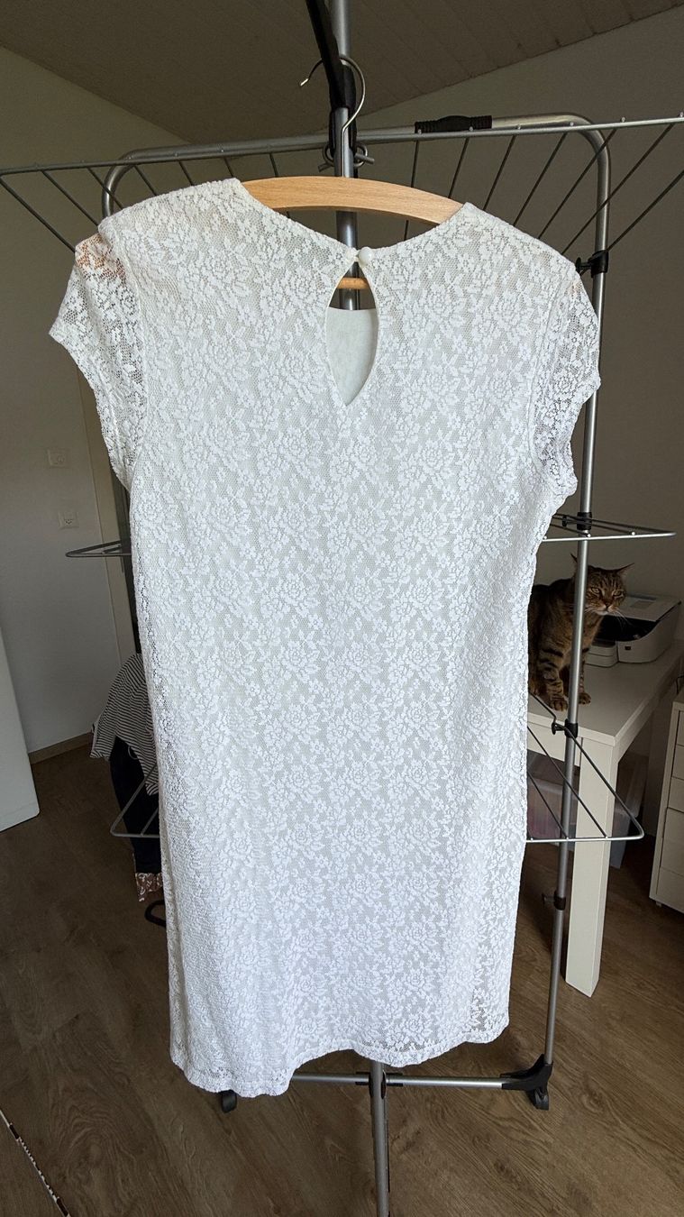Vestiti: Robe d'été blanche en dentelle, taille M – Usato da Yverdon-les-Bains venduto da _sabrinah_ 7
