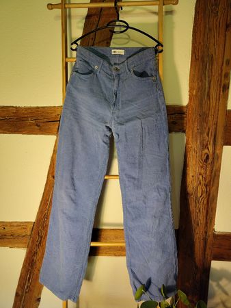 Blaue Zara Kord Hose 