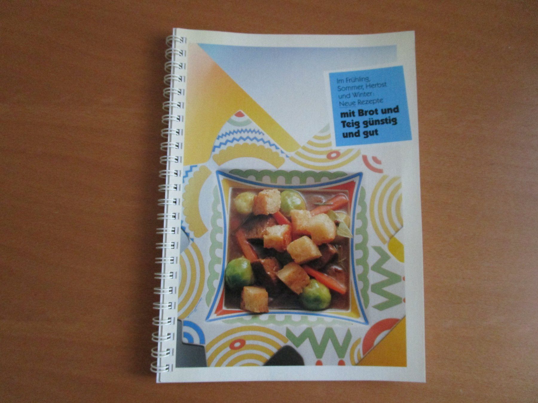 Livres: Buch: Mit Brot und Teig – D'occasion à Langenthal par majarose