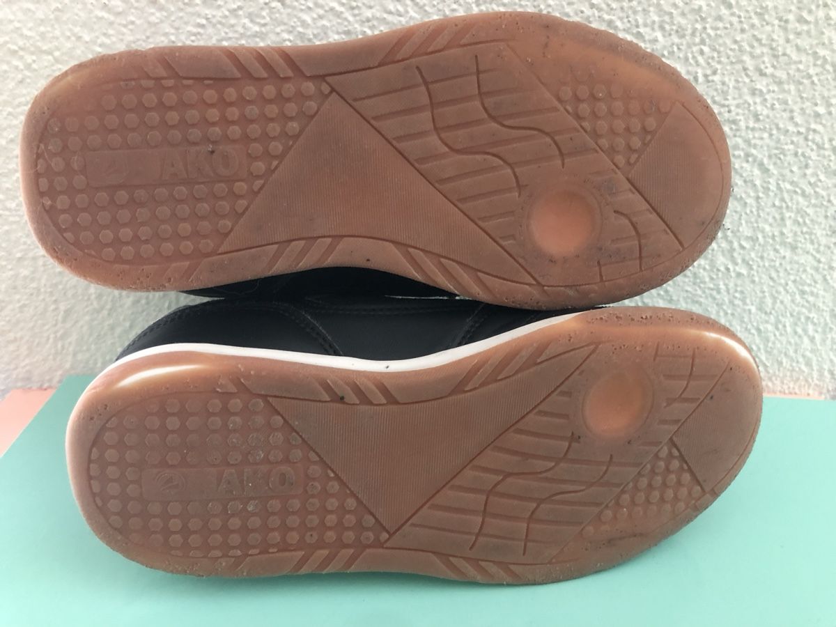 Jako Scarpe per ragazzi: Fussballschuhe Jako Gr. 31 – Usato da Villmergen venduto da schnuu73 3