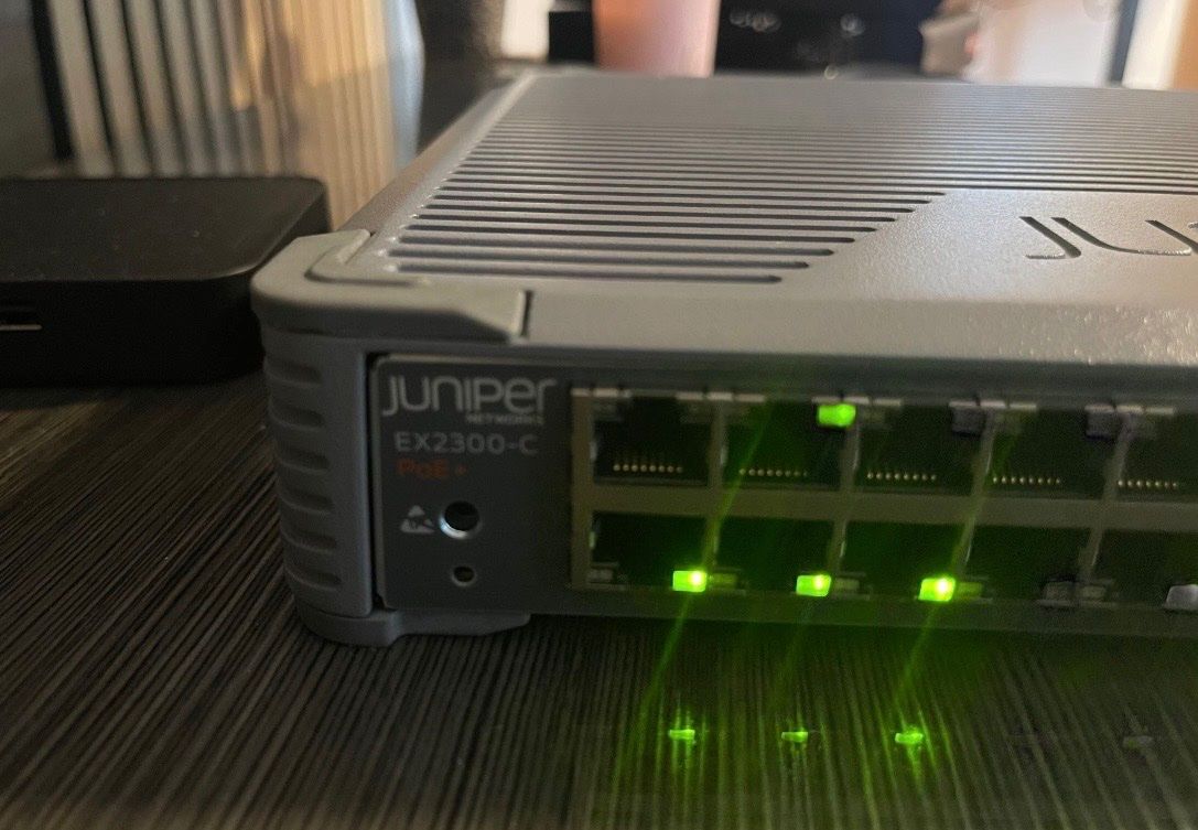 Interruttori: Juniper EX Series EX2300-C – Usato da Bülach venduto da venni0 1