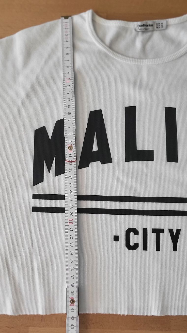 Stradivarius Top: Stradivarius Crop-Pullover Malibu Weiss Gr. M – Usato da Baar venduto da deg_d6l5 3