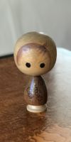 Kokeshi - Jap. Holzpuppe, Junge mit Schweizer Kreuz, 50er