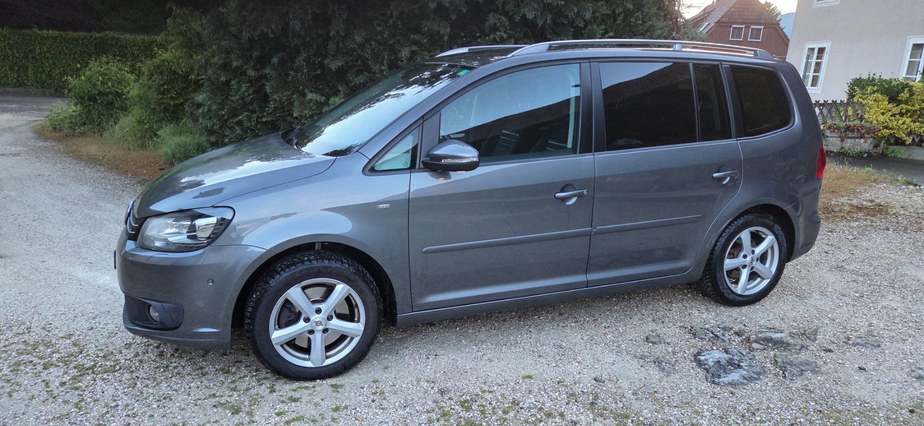 VW Automobili: VW Touran 2.0 TDI BMT – Usato da Kriens venduto da Eltintosol