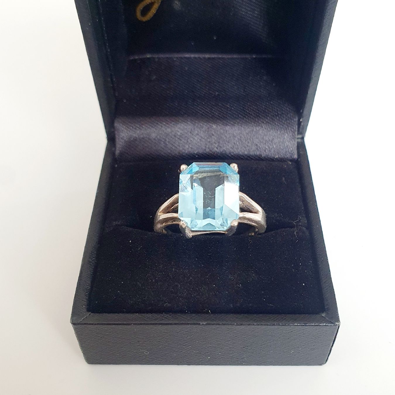 Anelli: Silber Ring 925  mit hellblauem Stein, Grösse 18.4 mm – Usato da Kreuzlingen venduto da Wunderkiste123 4