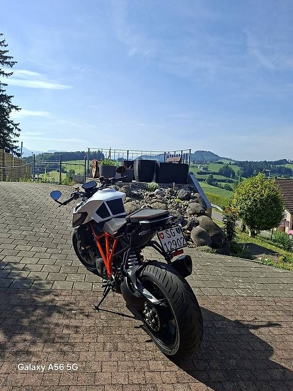Route: KTM Super Duke R – D'occasion à Oberhelfenschwil par s4525 3