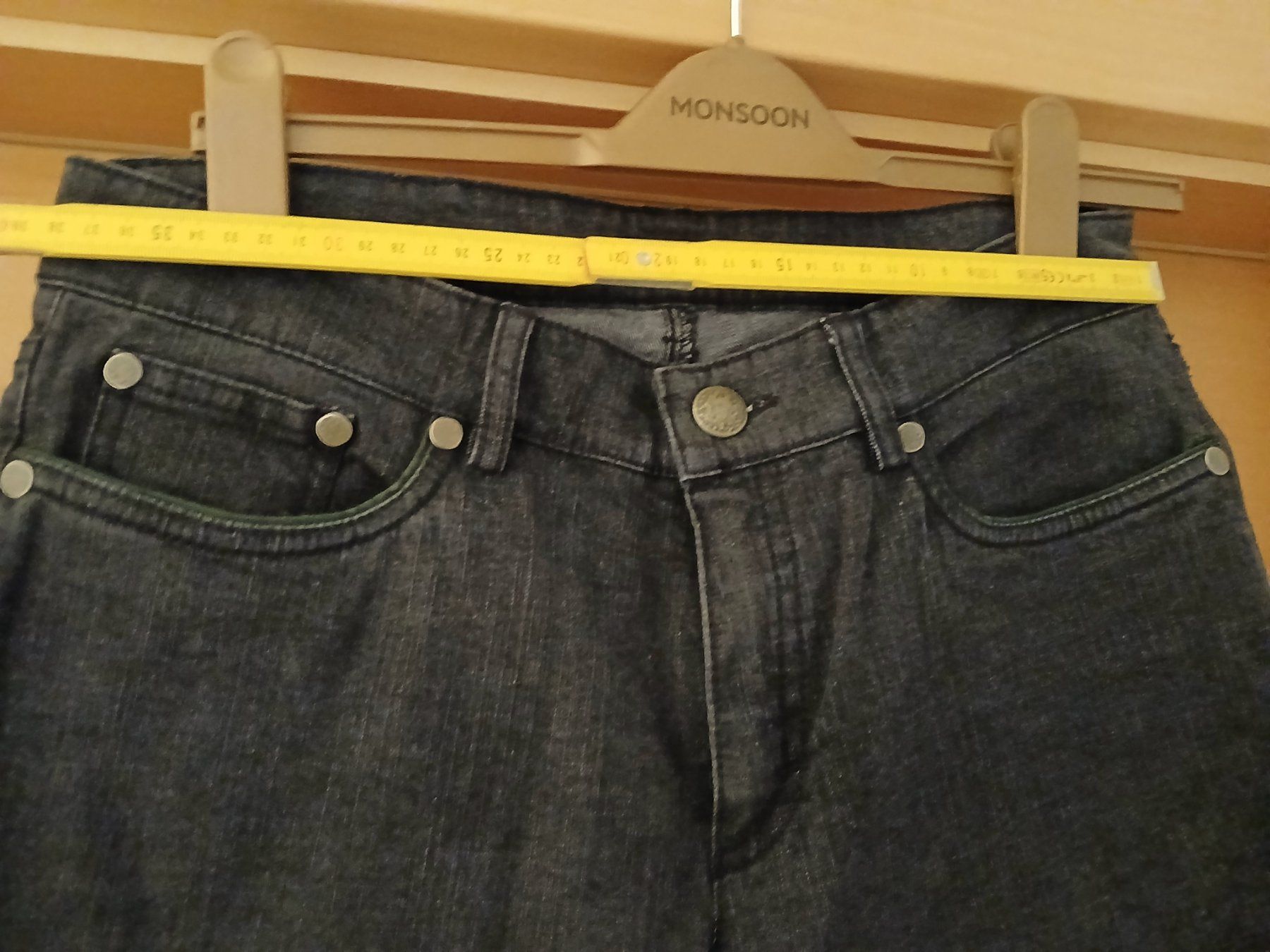 Jeans: Gössl Trachten,  Jeans Neu Grösse 31/M – Nuovo (secondo la descrizione) da Zürich venduto da ast_8nph 2